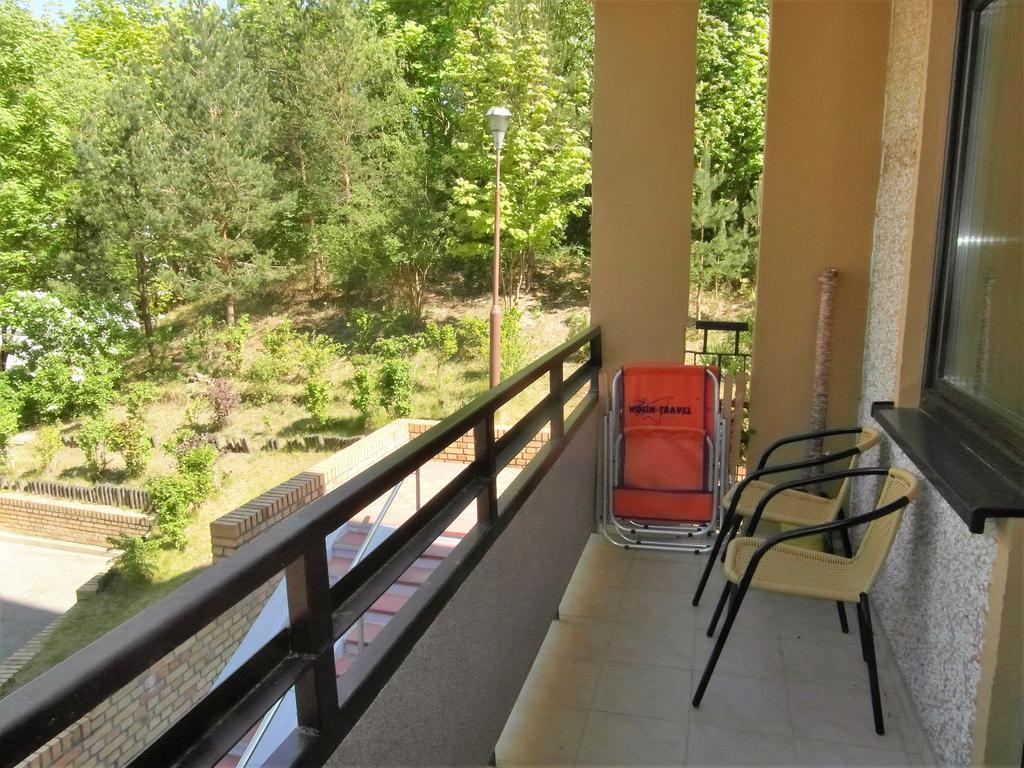 Wolin-Travel Apartament Dom Przy Parku Miedzyzdroje Exterior photo