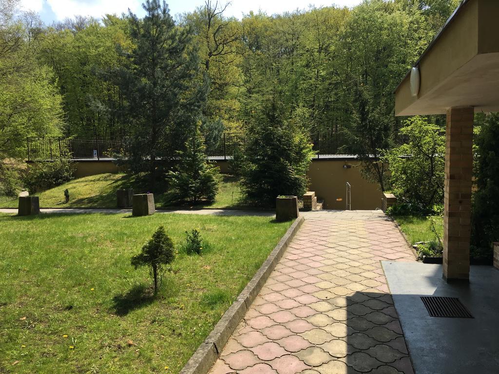 Wolin-Travel Apartament Dom Przy Parku Miedzyzdroje Exterior photo
